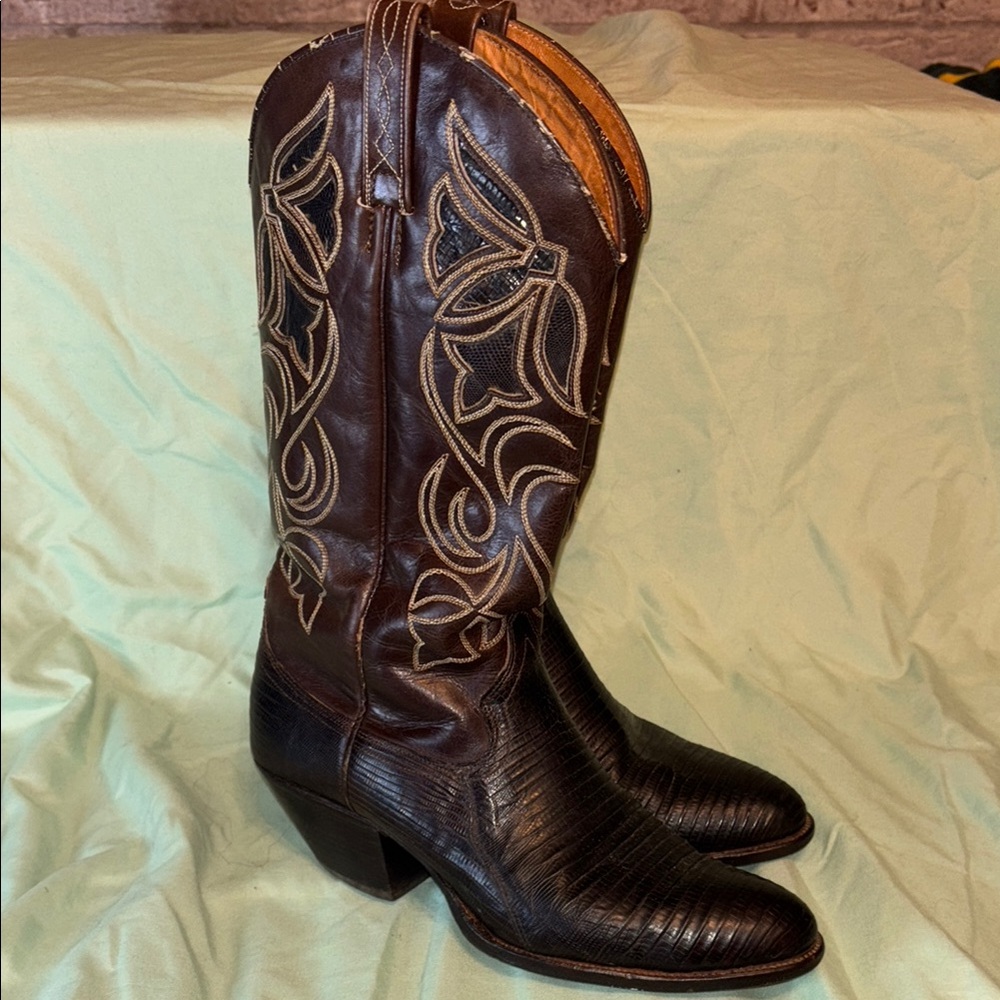 Used Women’s Dan Post Women’s Lizard Skin Boots Size 8C Made In Spain